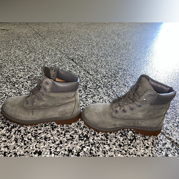 Grey Timberland men’s boots 5.5 main image 6